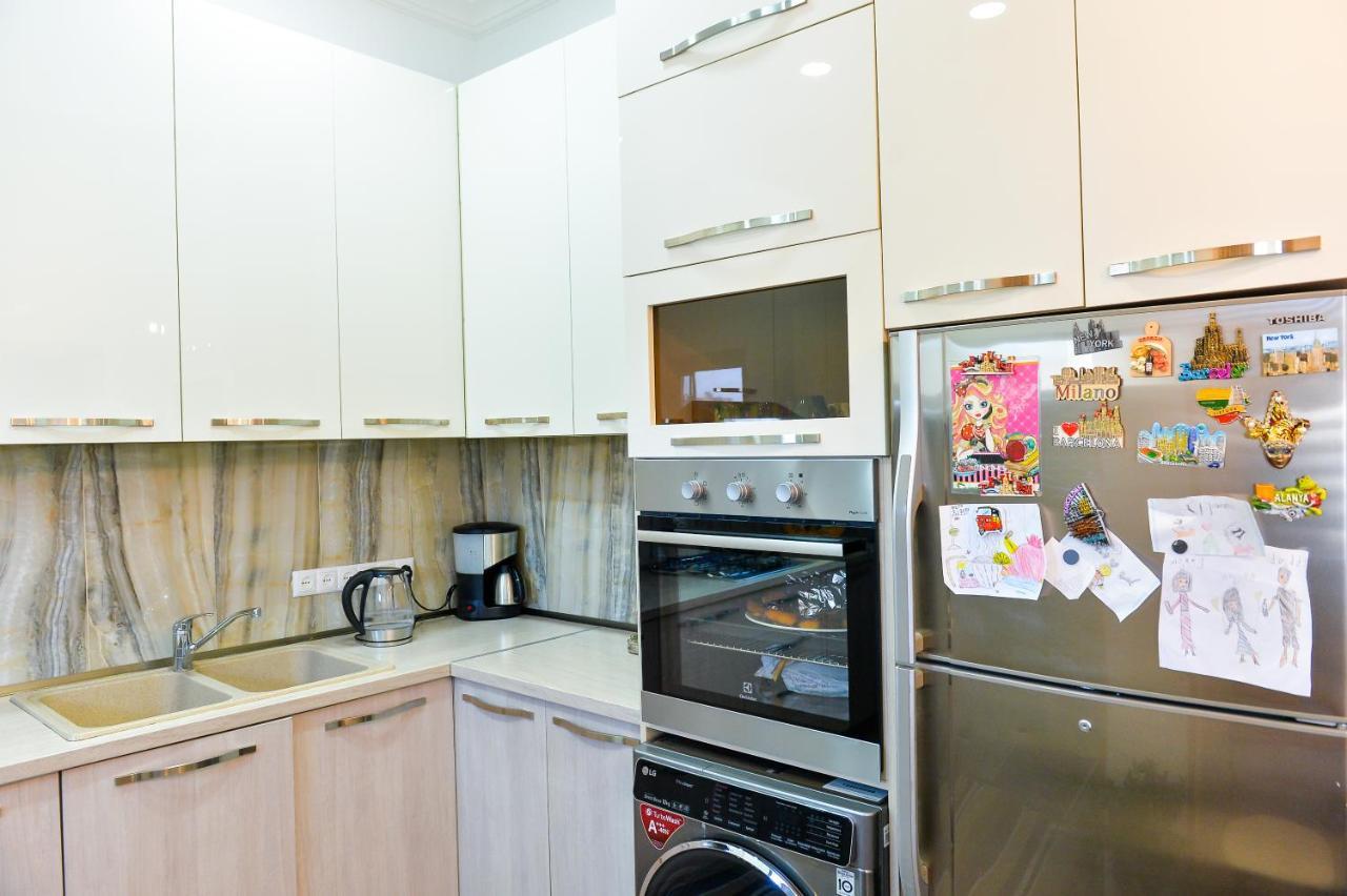 Apartment on Rustaveli Avenue Koutaïssi Extérieur photo